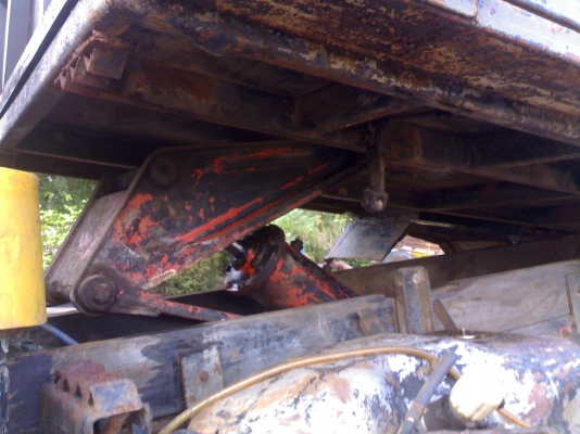 ขายอีแต๋น4ล้อดั๊ม เครื่อง85แรง สภาพพร้อมใช้งานคับ ขายอีแต๋น4ล้อดั๊ม เครื่อง85แรง สภาพพร้อมใช้งานคับ