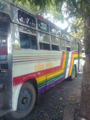 ขายรถบัส10เมตรNISSAN เครื่อง 6BD1สภาพรถใช้งานอยู่ราคาไม่แพง