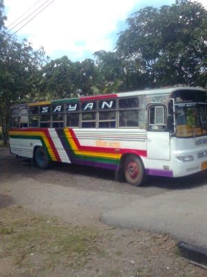ขายรถบัส10เมตรNISSAN เครื่อง 6BD1สภาพรถใช้งานอยู่ราคาไม่แพง