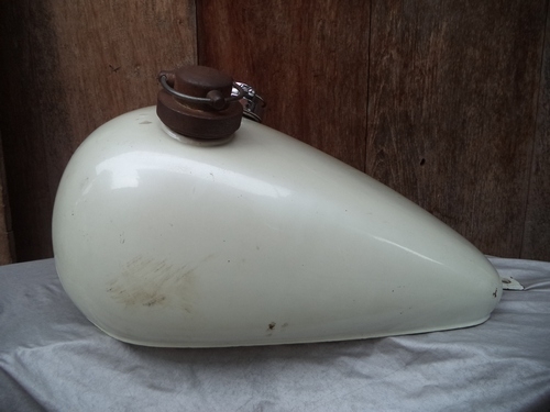 ถังน้ำมัน street ถังน้ำมัน street