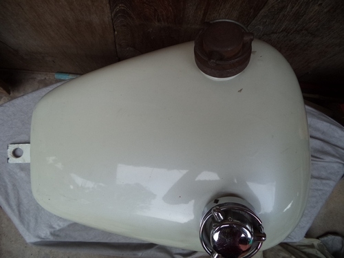 ถังน้ำมัน street ถังน้ำมัน street