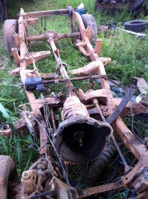 ขายแชสซีช้างเหยียบ 720 มีเกียร์พร้อมช่วงล่่าง ราคา 17000 บาท