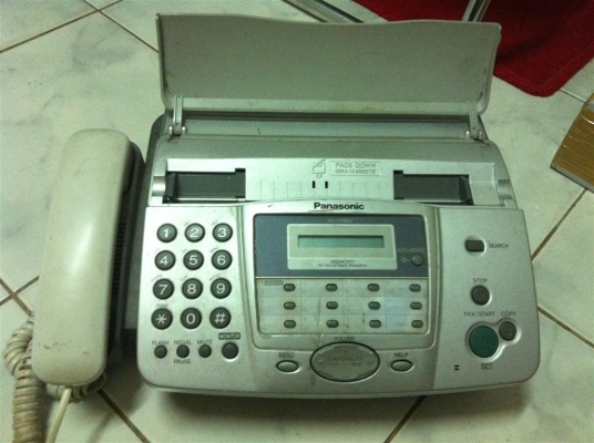 ขาย FAX ฟ้าผ่า ครับ ใช้ไม่ได้ ทำอะไหล่ 200 บาท ครับ รวมส่งแล้วครับ