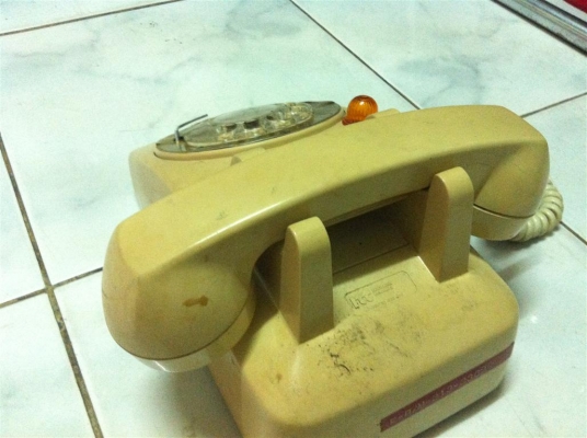 โทรศัพท์บ้าน แบบโบราณ 290 บาท รับเข้าได้อย่างเดียว โทรออกไม่ไดครับ