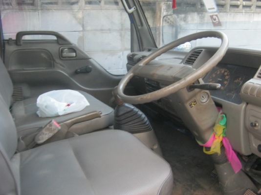 ขาย ISUZU NKR 110 (NKR58L) ขาย ISUZU NKR 110 (NKR58L)