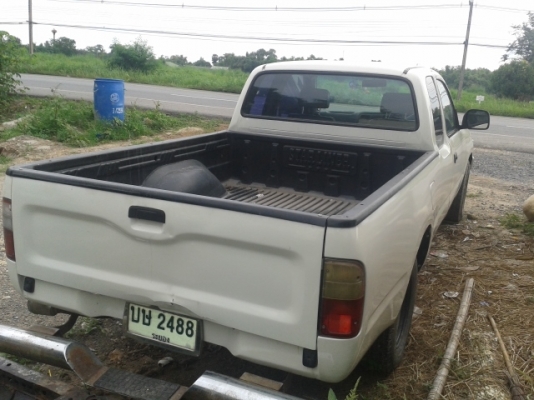 จัดไฟแนนซืได้180000บาทขายไทเก้อเครื่อง2500ปี2000เครื่องเกียร์ดีขี่ดีกันชนล่างไม่มีแอร์เย็นพวงมาลัยพาวเวอร์คัสซีสวยเคยโดนชนด้านขวามา จัดไฟแนนซ์ได้180000บาทสนใจสอบถามได้