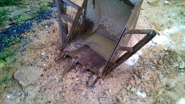 PC60-6 รถเดิมๆ เฟรมไม่สวย จะทำใหม่ ช่างไม่ว่าง..ขายได้ก็จะขาย..แอร์มี