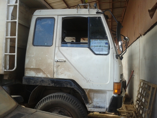 ขาย FUSO FN 527  195 แรงม้า ยางใหม่ 10 เส้น เครื่อง 6ดี16 ได้เกียร์ 2 ลูก