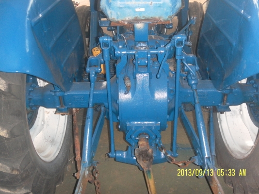 ขายรถไถford3000เครือง3สูบ47แรงเก่านอกพร้อมใช้ราคาถูก160000บาทสนใจโทร0816426706