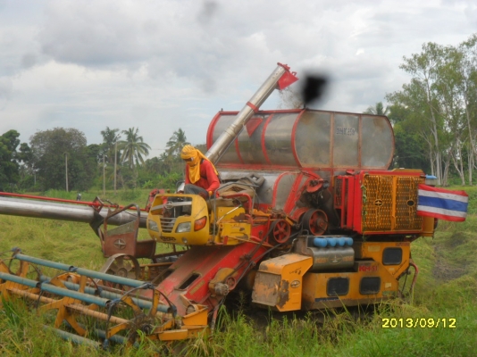 ขายรถเกี่ยวศักดิ์KM49อุ้ม 2.5ตันช่วงล่างใหม่พร้อมใช้งาน