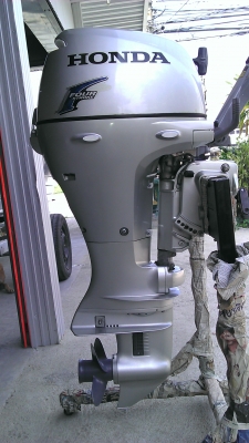 ขายเครื่องเรือ Yamaha หลายรายการ