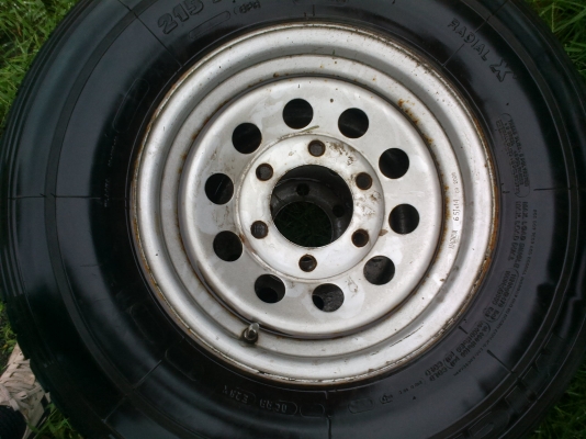 ขายกระทะผ่า 6รู ขอบ 14 พร้อมยาง