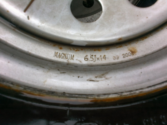 ขายกระทะผ่า 6รู ขอบ 14 พร้อมยาง