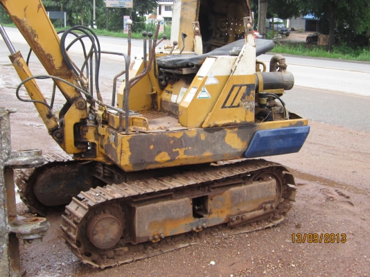 KOMATSU PC10-3