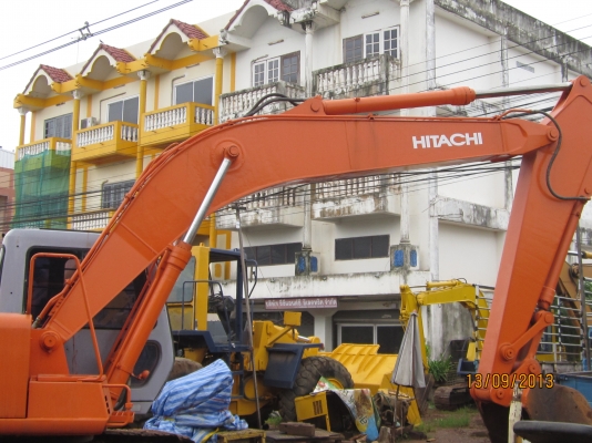 ็HITACHI EX200-2