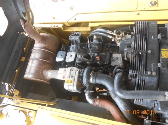 ขายkomassu pc200-7 สภาพสวย ทำเครื่องใหม่ พร้อมใช้งาน ปั๊มแรง ช่วงล่างเต็ม มีเอกสารอินวอย ไมค์ 15xxx ช.ม ราคาเบาๆ ต่อรองได้