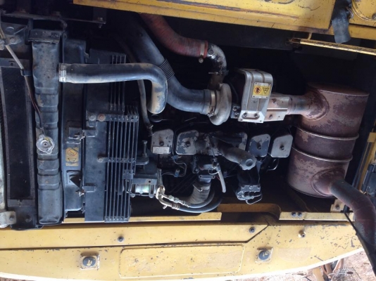 ขายkomassu pc200-7 สภาพสวย ทำเครื่องใหม่ พร้อมใช้งาน ปั๊มแรง ช่วงล่างเต็ม มีเอกสารอินวอย ไมค์ 15xxx ช.ม ราคาเบาๆ ต่อรองได้