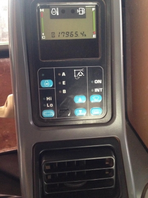 ขายkomassu pc200-7 สภาพสวย ทำเครื่องใหม่ พร้อมใช้งาน ปั๊มแรง ช่วงล่างเต็ม มีเอกสารอินวอย ไมค์ 15xxx ช.ม ราคาเบาๆ ต่อรองได้