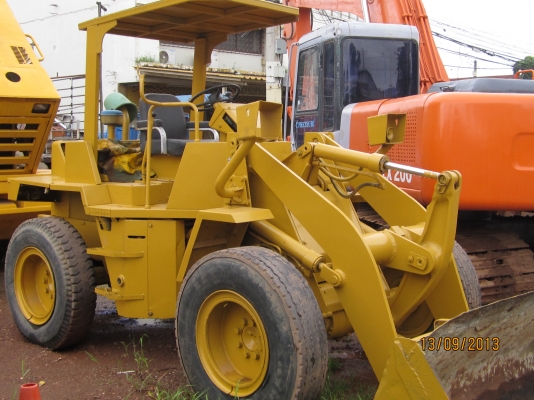 รถตัก KOMATSU WA70-1