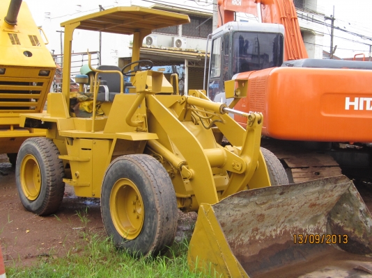 รถตัก KOMATSU WA70-1