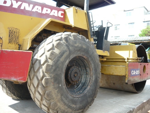 ถูกสุดๆๆ รถบดสั่นสะเทือน 10 ตัน Dynapac CA25 รถเก่านอก พร้อมใช้งาน เพียง 1.17 ล้าน