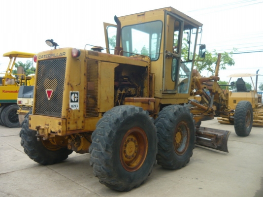 โปรสุดคุ้ม รถเกรด Cat 12G รถนอก สภาพพร้อมใช้งาน เพียง 1.85 ล้าน