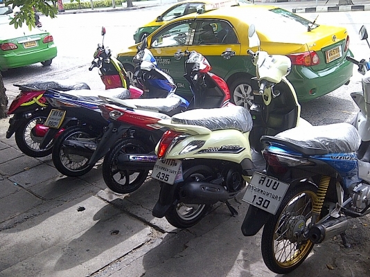 >>รถมาไหม่เยอะครับ<< ยินดีรับบัตร Visa Mastercard JCB ทุกชนิด ครับผม