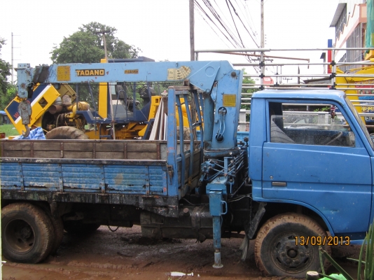 หกล้อติดเทรน toyota (หนุ่มทางหลวง)