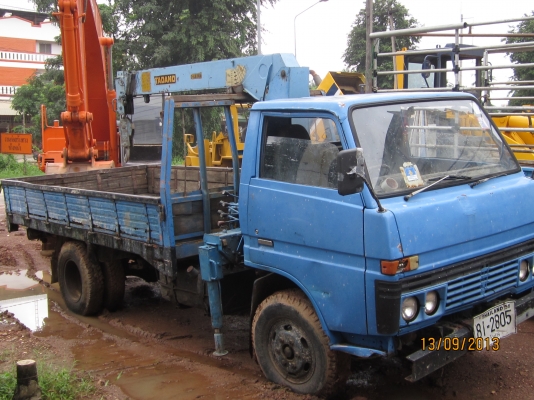 หกล้อติดเทรน toyota (หนุ่มทางหลวง)