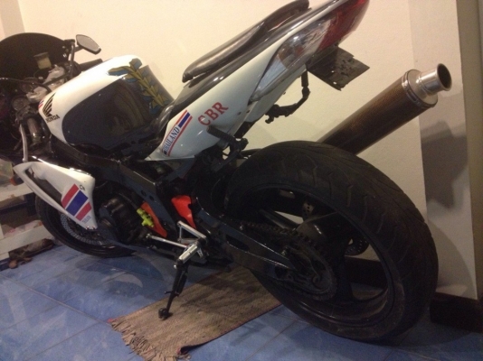 ขาย cbr400 ครับ