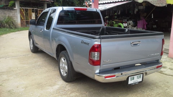 DMAX spacecab สีบรอน์เงินรถบ้านครับปี2546ขายถูกๆ378000บาท