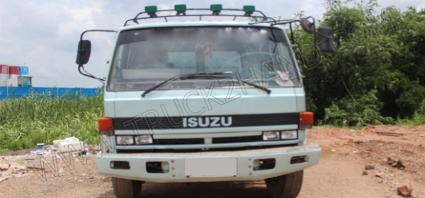รถบรรทุก 10 ล้อดั๊มพ์ ยี่ห้อ ISUZU 2 เพลา รถบรรทุก 10 ล้อดั๊มพ์ ยี่ห้อ ISUZU 2 เพลา