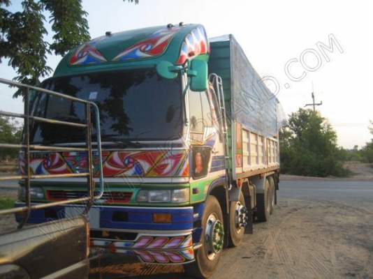 รถบรรทุก 12 ล้อ ยี่ห้อ HINO  210 แรงม้า