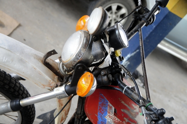 YAMAHA dt125ทะเบียนโอน YAMAHA dt125ทะเบียนโอน