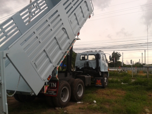 ขาย Roc 210 turbo สองเพลาดั้มพ์ สวยมาก สภาพใหม่หมด โทร 0884501277