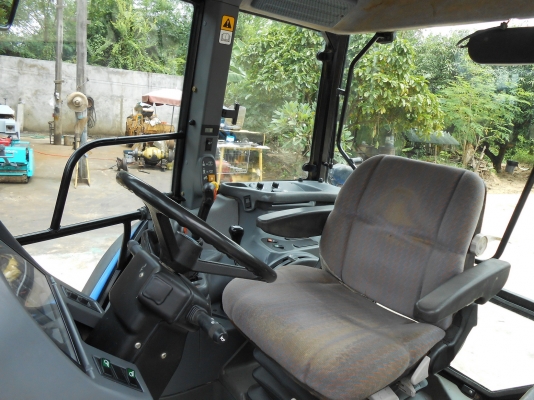 ขายรถไถNEWHOLLAND TS 100เก่านอกพร้อมใช้งาน