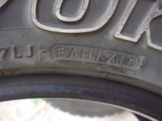 ขายยาง Yokohama Geolandar 265 70 16 ปี 10