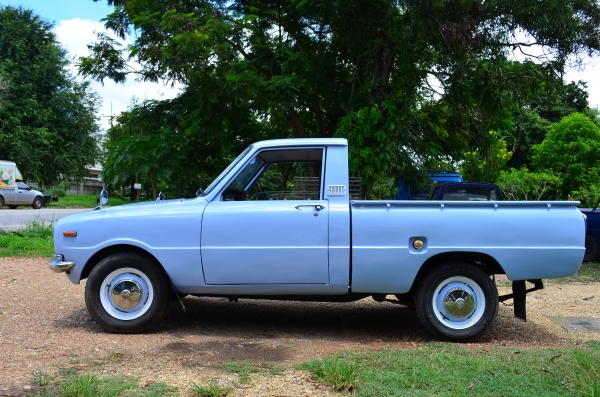 MAZDA 1000 เกียร์คอ