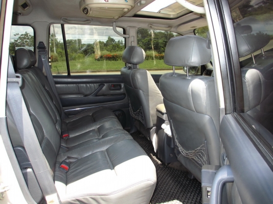 ขาย Toyota Landcruiser VX80 ปี97 LPGหัวฉีด ขาย Toyota Landcruiser VX80 ปี97 LPGหัวฉีด