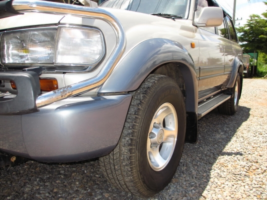 ขาย Toyota Landcruiser VX80 ปี97 LPGหัวฉีด ขาย Toyota Landcruiser VX80 ปี97 LPGหัวฉีด