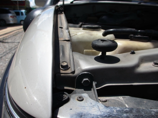 ขาย Toyota Landcruiser VX80 ปี97 LPGหัวฉีด ขาย Toyota Landcruiser VX80 ปี97 LPGหัวฉีด