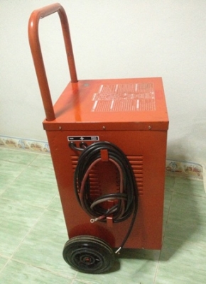 ขายเครื่องชาร์จแบตเตอรี่ DAICHIN 60V100A