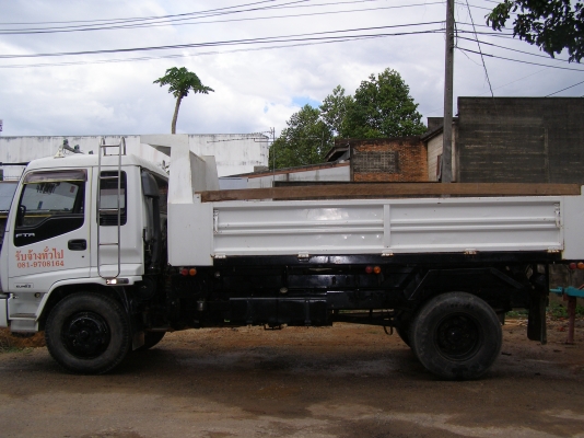 ขายรถบรรทุก6ล้อใหญ่ดั้มสามมิต2.35ม x 4.80ม ISUZU EURO200 ตัวใหม่ สภาพดี