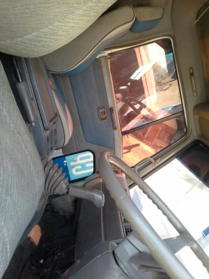 รถโม่ปูน 6ล้อ