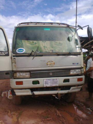 ขายรถบรรทุกสิบล้อดั๊มพ์ HINO 2K เครื่องเดิม 260 แรง 2 เพลา ดั๊มพ์สามมิตร กระจกไฟฟ้า ทะเบียนพร้อม