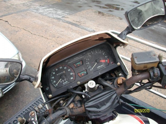 ขายhonda cx400euro ทะเบียนพร้อมโอนครับ 39500บาท ขายhonda cx400euro ทะเบียนพร้อมโอนครับ 39500บาท