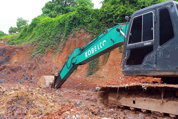 ขาย KOBELCO SK200 mark 3 ขาย KOBELCO SK200 mark 3