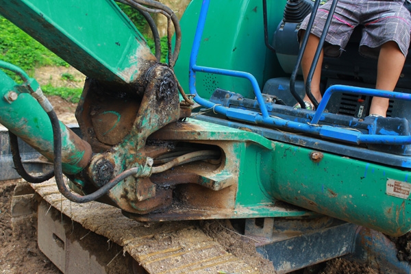 ขาย KOMATSU PC 30-5 พร้อมรถบรรทุก (รถใช้งานตลอดรับ) ขาย KOMATSU PC 30-5 พร้อมรถบรรทุก (รถใช้งานตลอดรับ)