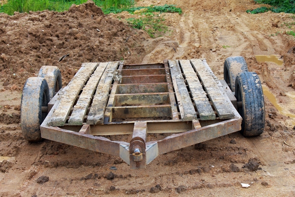 ขาย KOMATSU PC 30-5 พร้อมรถบรรทุก (รถใช้งานตลอดรับ) ขาย KOMATSU PC 30-5 พร้อมรถบรรทุก (รถใช้งานตลอดรับ)