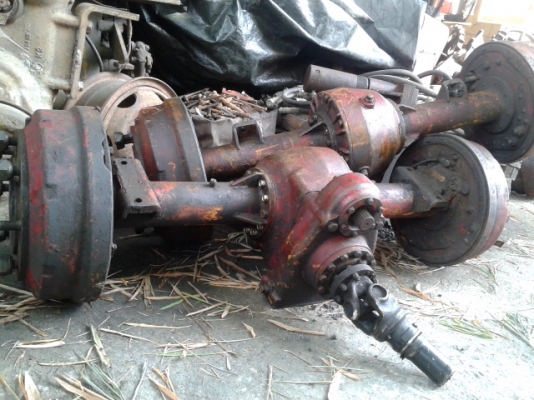 ขายเพลาหน้า-เพลาหลังของรถตัก ขายเพลาหน้า-เพลาหลังของรถตัก